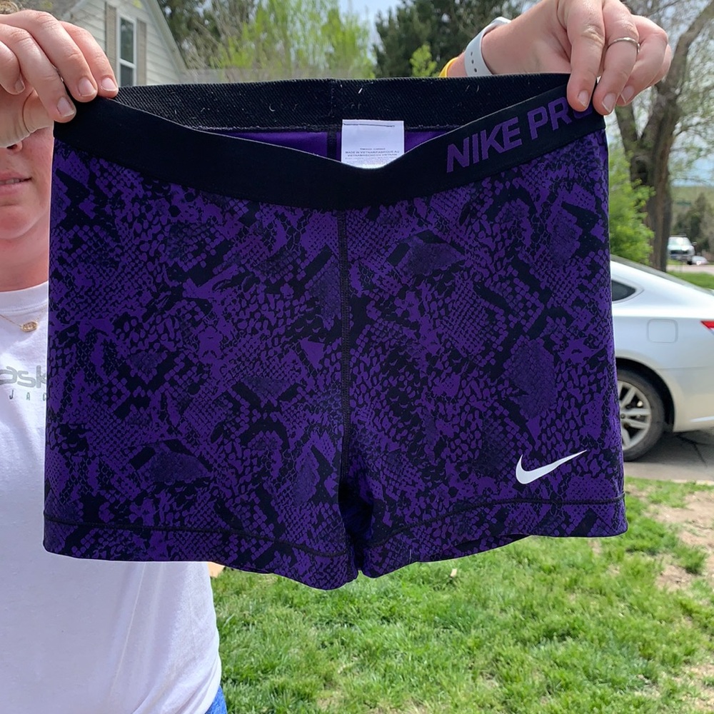Nike spandex
